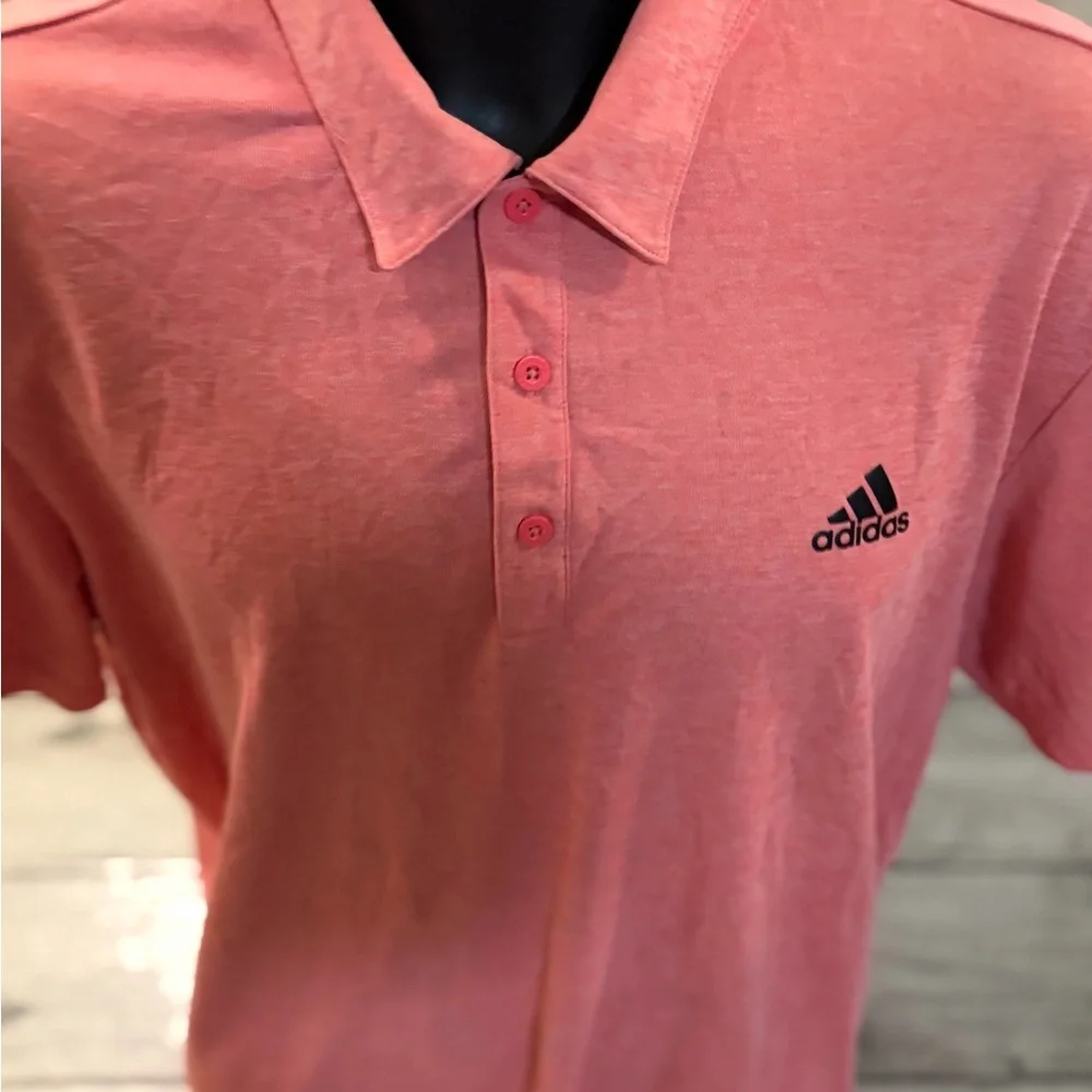 Men’s used Adidas peach size XL golf polo shirt Pre own items are as is
